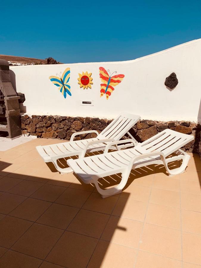 Artsy Casa Timanfaya, Playa Blanca Apartment Exterior photo