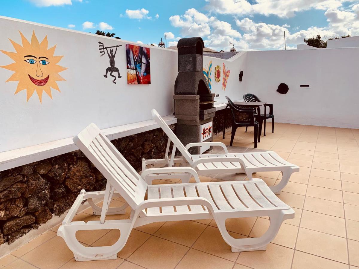 Artsy Casa Timanfaya, Playa Blanca Apartment Exterior photo