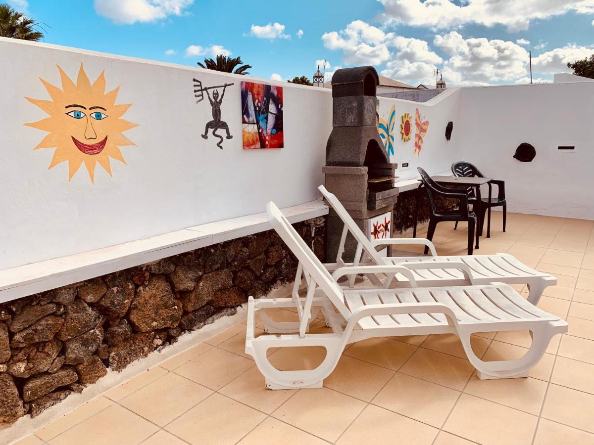 Artsy Casa Timanfaya, Playa Blanca Apartment Exterior photo
